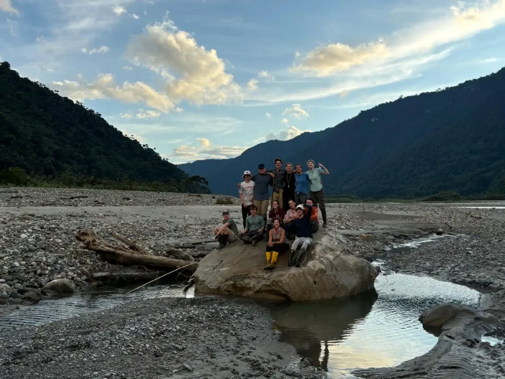 Ecuador High School Immersion RAC group